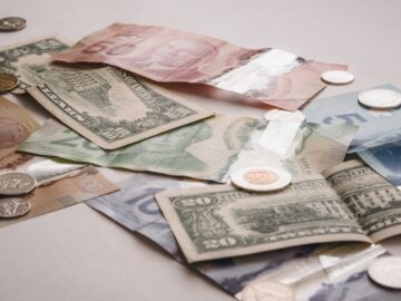 Comparison of RRSP and TFSA accounts for Canadian investors {{brizy_dc_image_alt entityId=